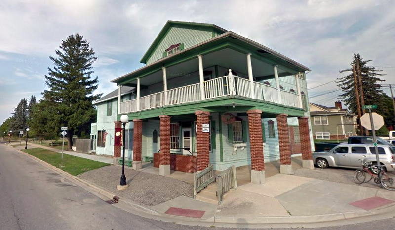 Spruce Motor Lodge - 2018 Street View (newer photo)